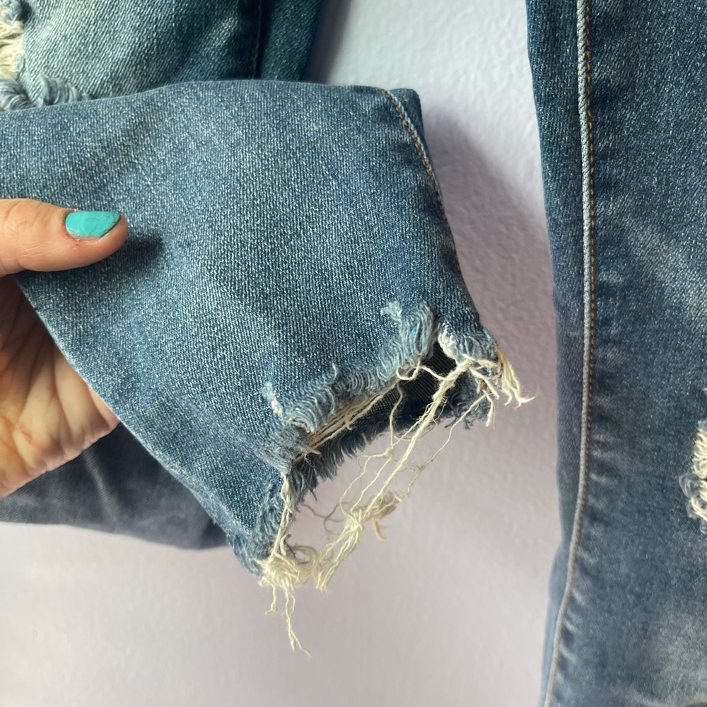 AMERICAN EAGLE HOGH RISE RIPPED JEGGINGS - Picture 5 of 9